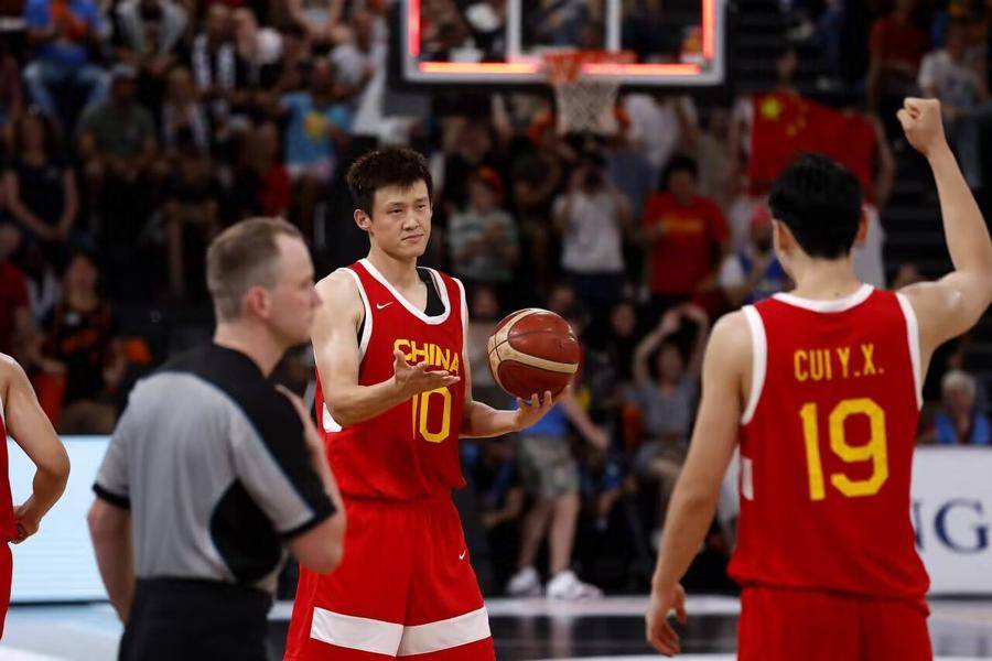崔永熙结束NBA夏季联赛热议：媒体人称赞技术动作升级