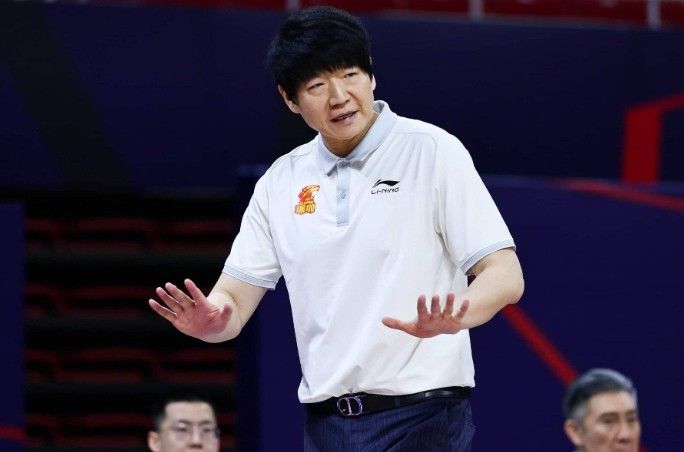 🏀新疆vs山东前瞻：邱彪重回新疆战旧主，山东挑战魔鬼主场