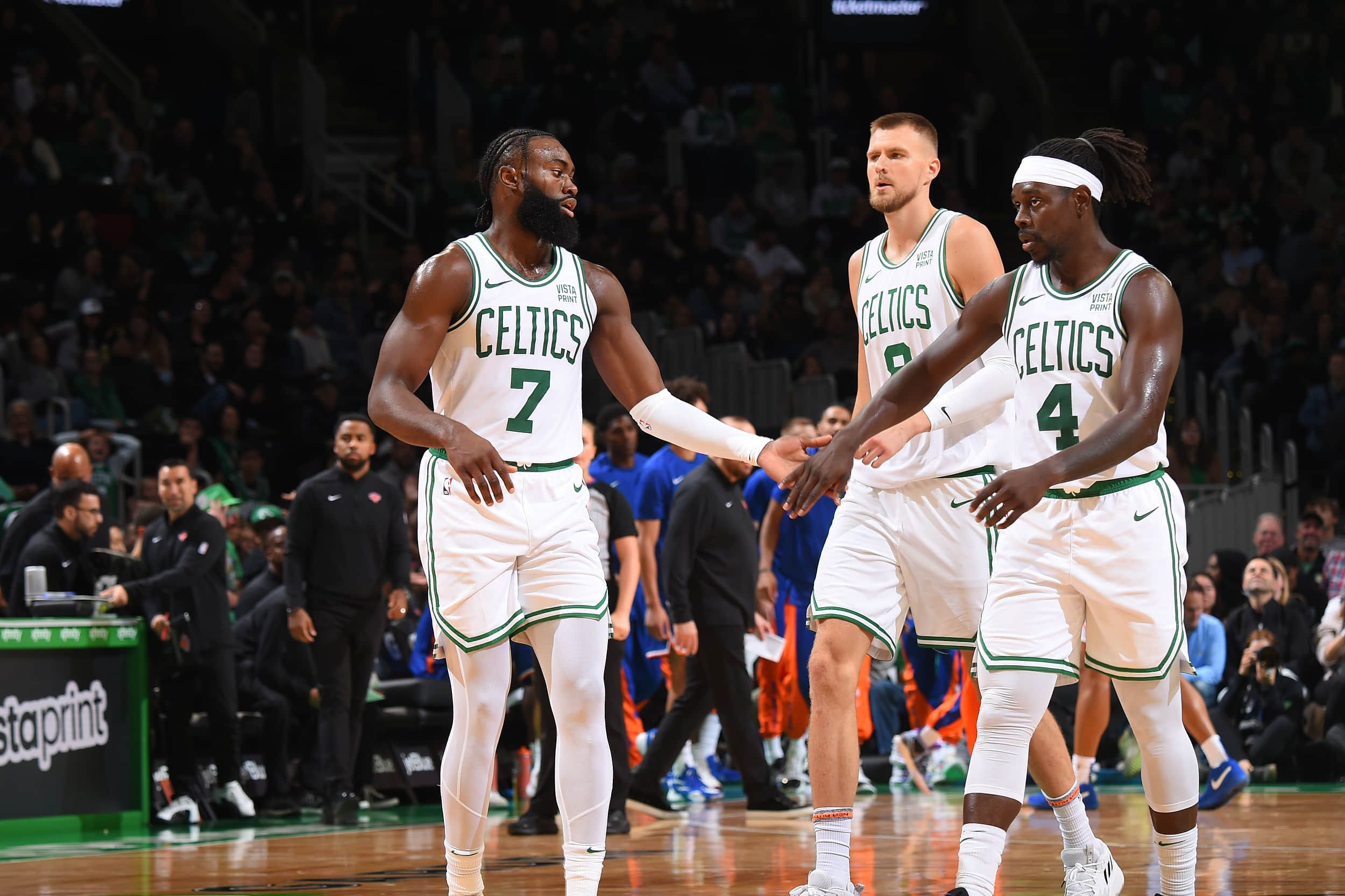 🏀公牛vs凯尔特人前瞻：狭路相逢能进者胜？联盟最强三分投射之争