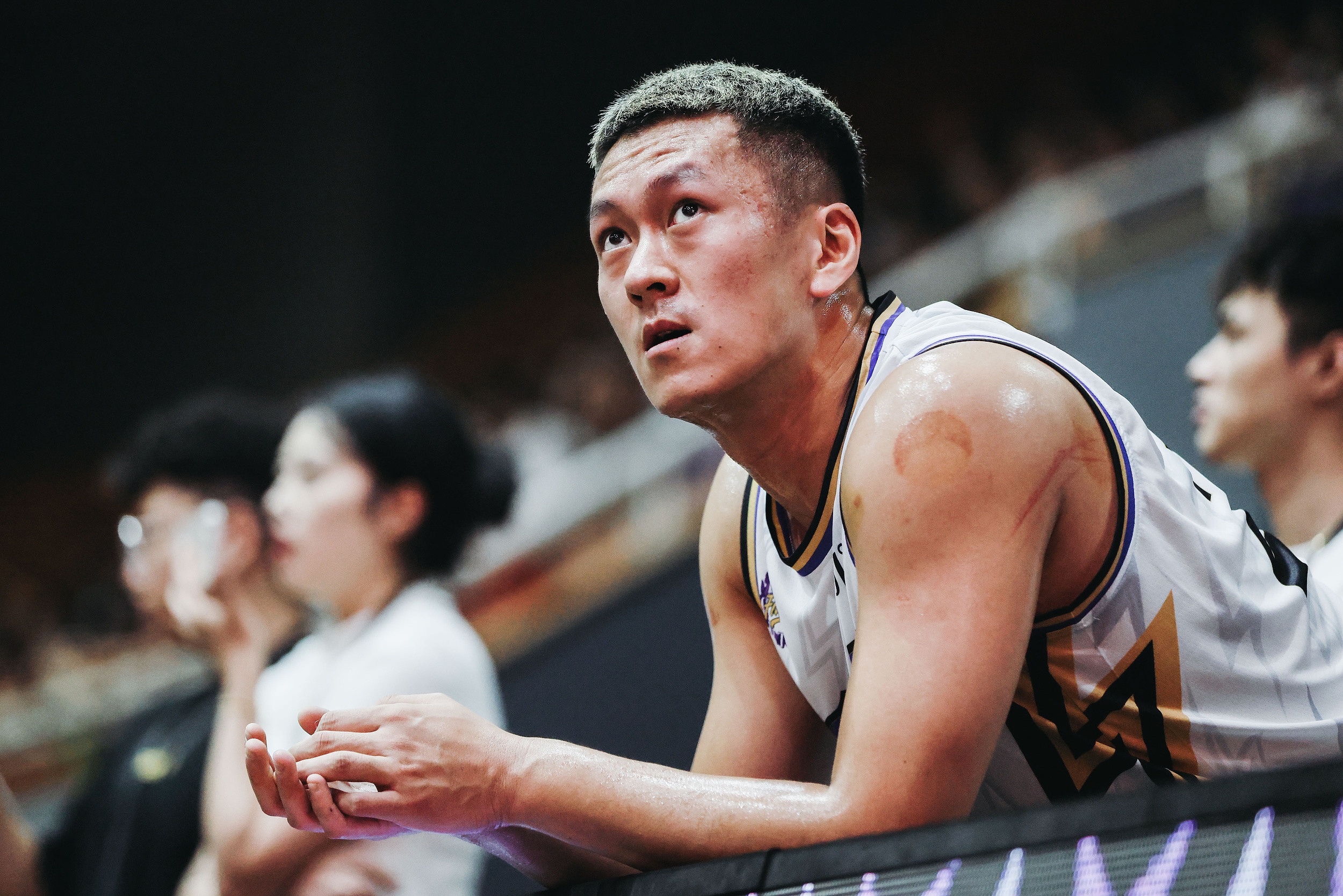 👀四川男篮：杨政昨晚突然通知俱乐部放弃体测，祝他今后篮球道路顺利
